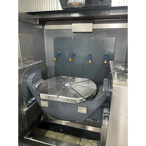 Unser Dreh-Schwenktisch wird mit Servomotor und präzisen Antrieb aufgebautDie Lagerung ist mit großzügig dimensionierten